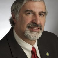 Headshot of Richard Kurin