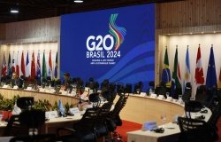 G20 signs in Brazil 2024